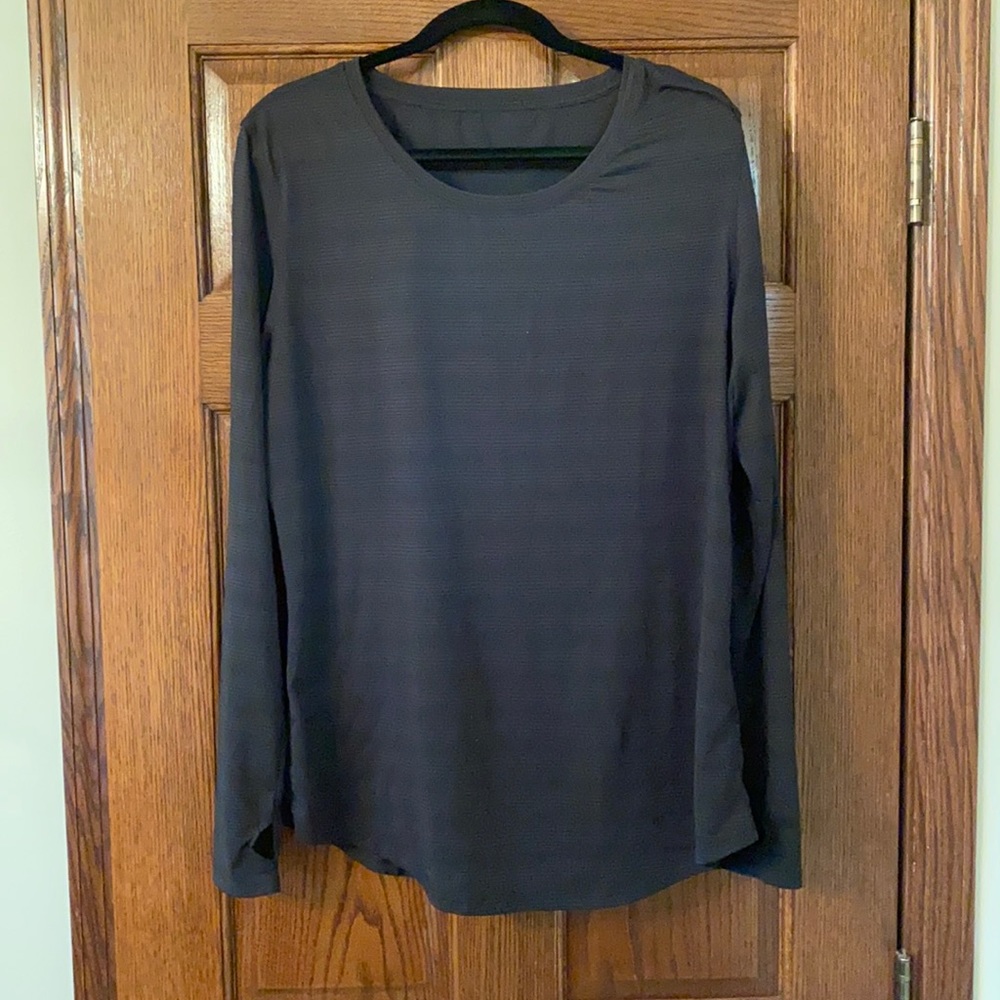 Zyia Subtle Stripe Long Sleeve - Black